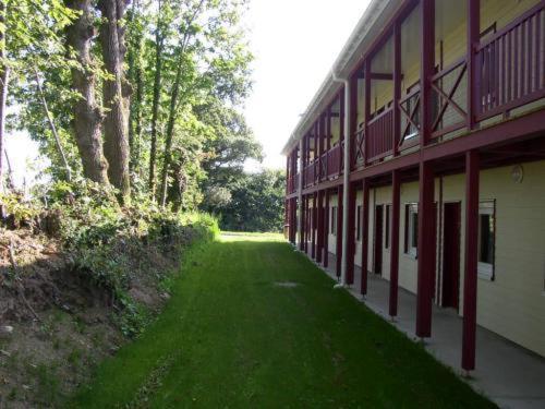 Relais Fasthotel Quimperlé Exteriör bild